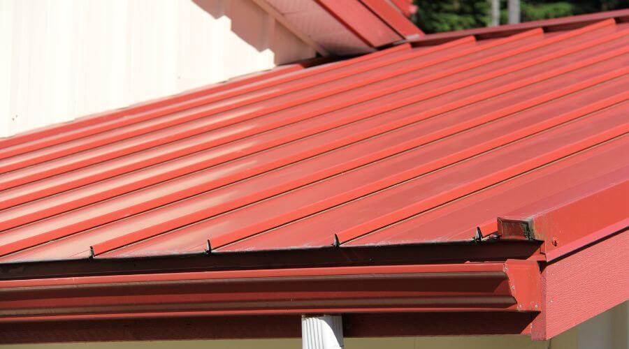 Roof Gutter Cleaning in Center City, MN